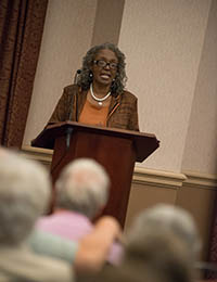 dorothy colom speaking to an audience