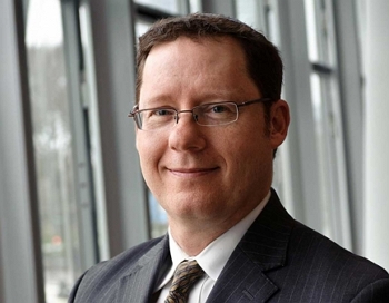Photo of Dr. Dean Bell