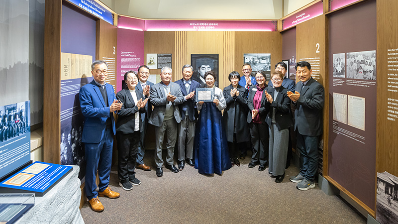 Dedication of Kim Kyusic Korean Studies Center