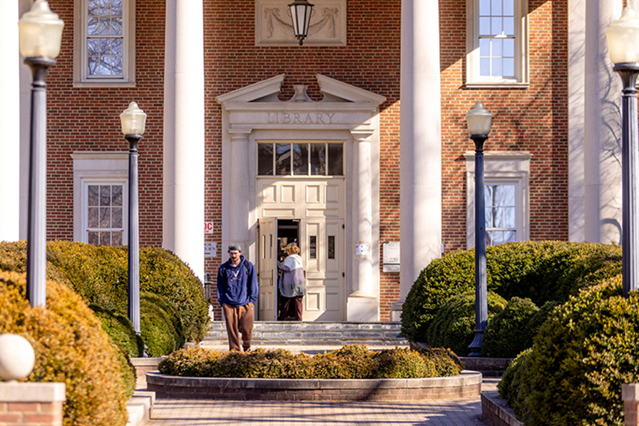 Students walking outside Roanoke College's campus library