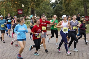 Roanoke College Employees Running the Salem 8k/Half Marathon