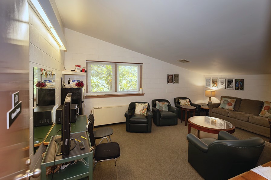 Olin Green Room