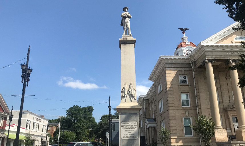 Roanoke CO condederate statue
