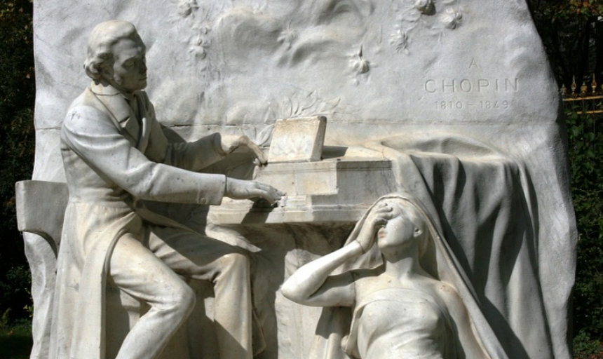 Chopin statue
