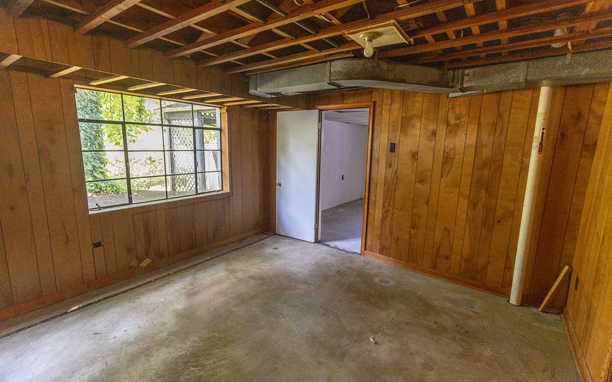 432 N. Market Street Interior