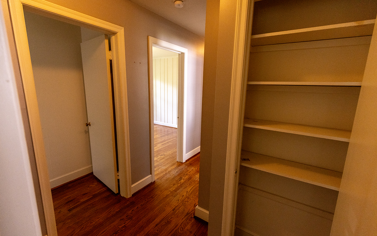 432 N. Market Street Interior