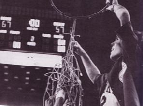 An old photo of a basketball player at Roanoke College