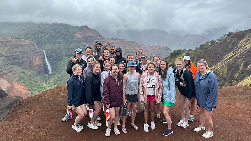 students in Hawaii