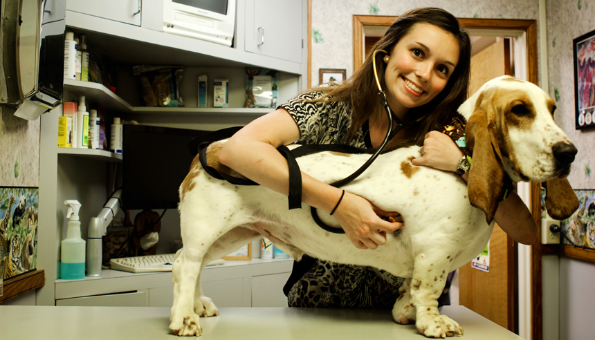 Kayla Muncy with a dog