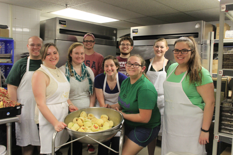 Students making pies