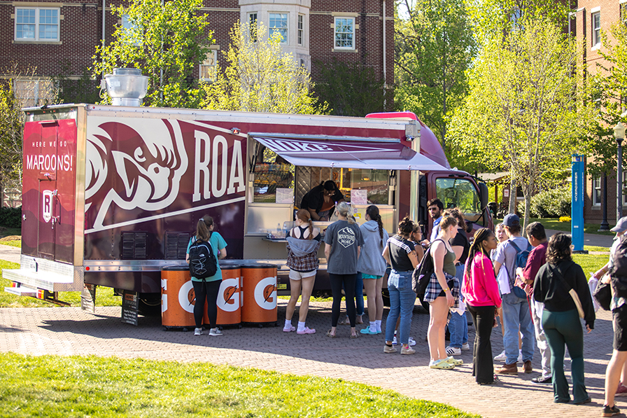 Food Truck on campus