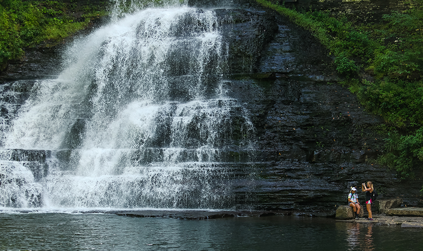 cascades hike