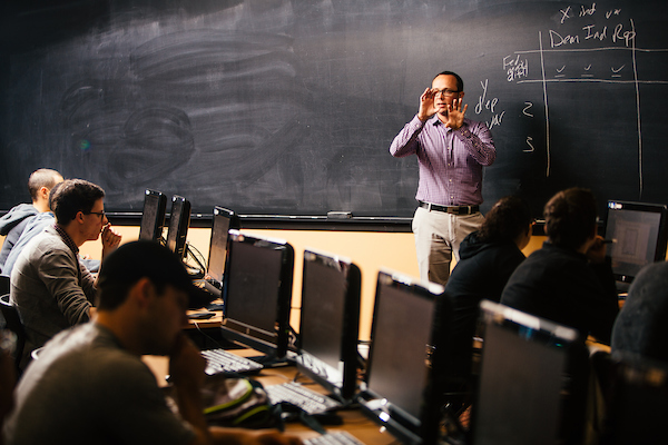 Dr. Parsons Teach's Students in a Compter Lab