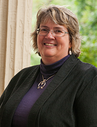 Dr. Elisabeth G. Velazquez