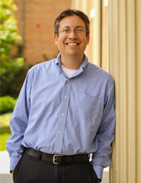 Photo of Dr. Daniel Sarabia