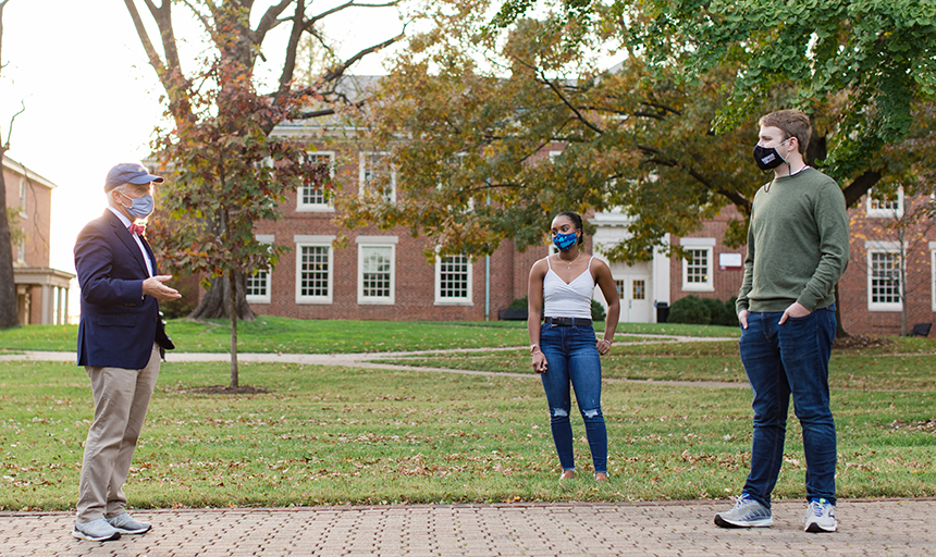 Maturity, commitment of students guide Roanoke through historic fall semesternews image