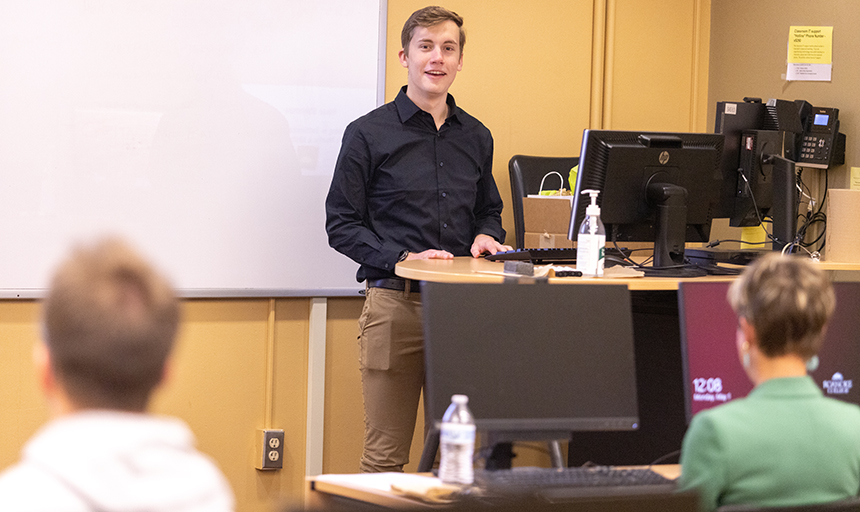 Ethan Stevenson '24 and John S. Shannon Professor of Economics Alice Kassens 