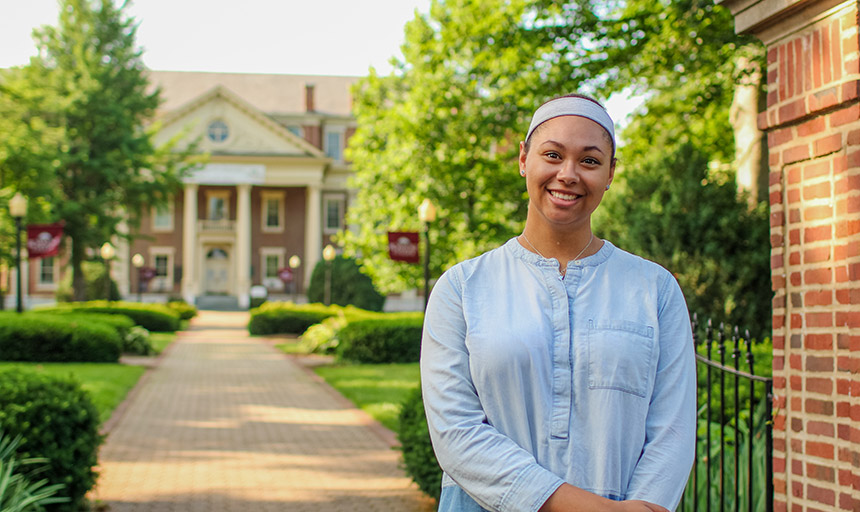 Anna Ford '19 chosen to present research at Washington, D.C. conferencenews image