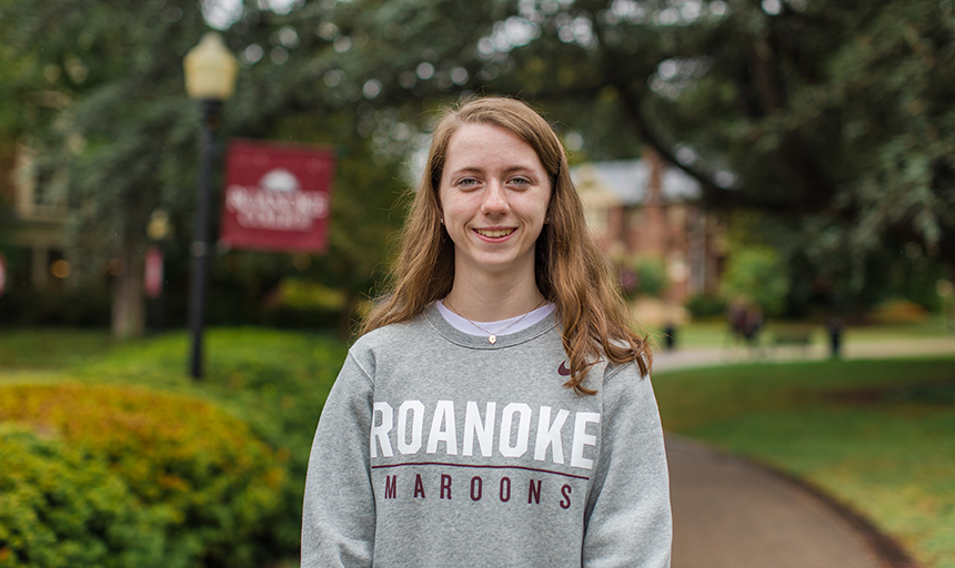 Gracie Goodpasture on campus