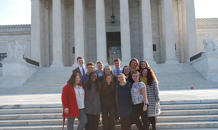Fourteen Washington Semester students from Roanoke College