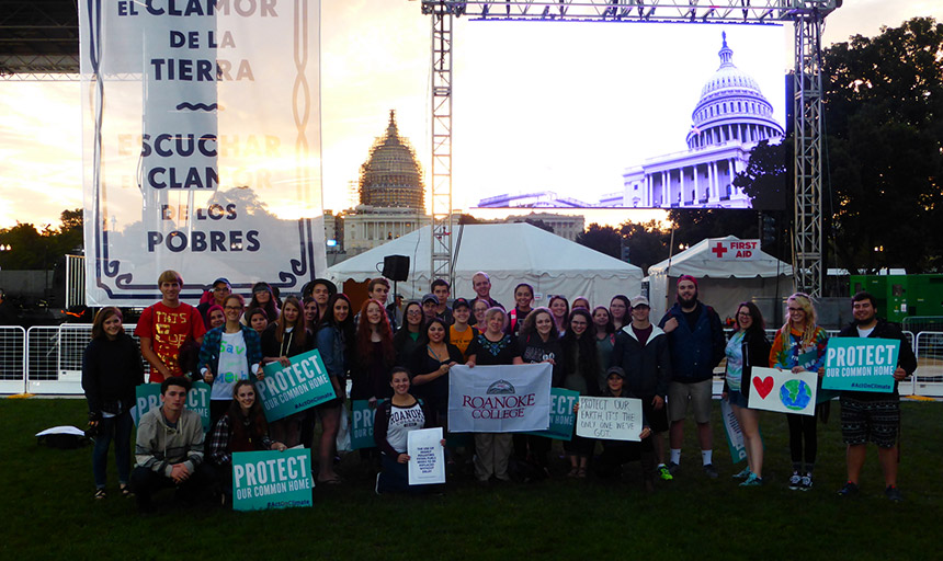 Roanoke professor, student reflect on climate change rally, Pope's address in nation's capitalnews image