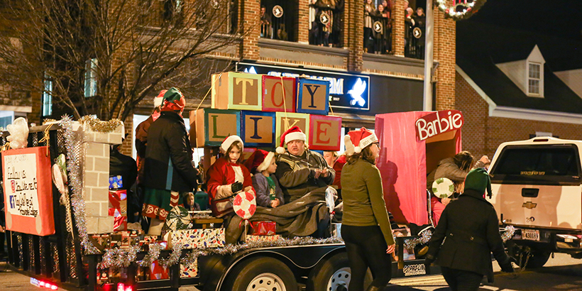 Toy Like Me float at Salem Christmas parade