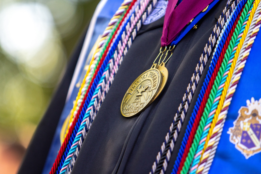 Honors medal