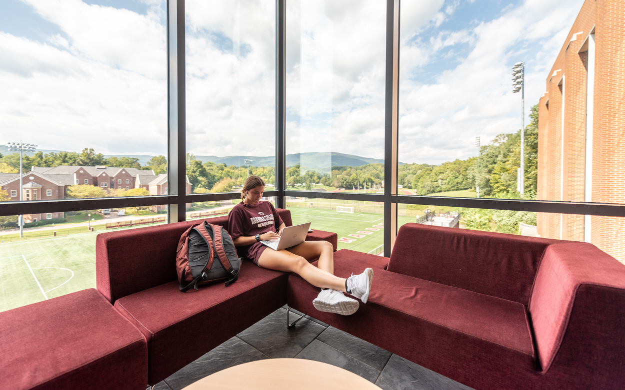 Student studying in cregger