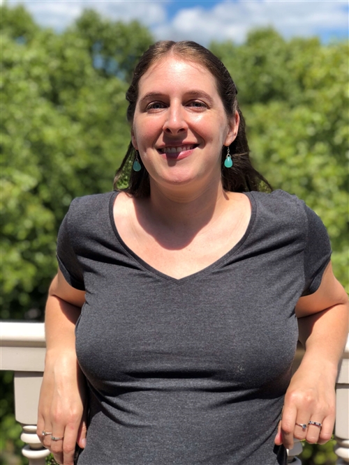 Photo of Dr. Hannah Robbins