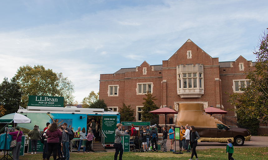 L.L. Bean Bootmobile sets foot on campus 