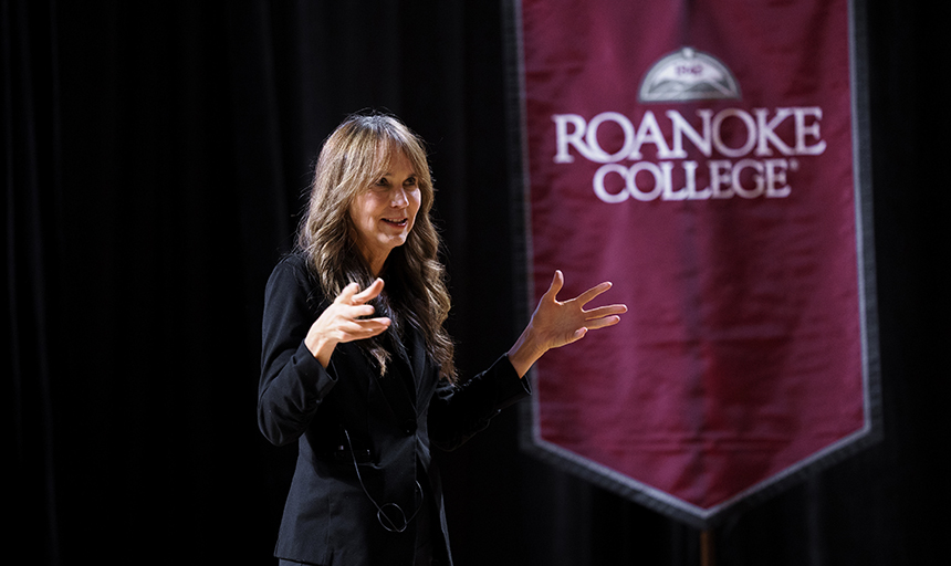 Stephanie Stuckey addresses the crowd at her lecture, "A Journey in Entrepreneurial Innovation: Stuckey's Leadership - Then and Now"