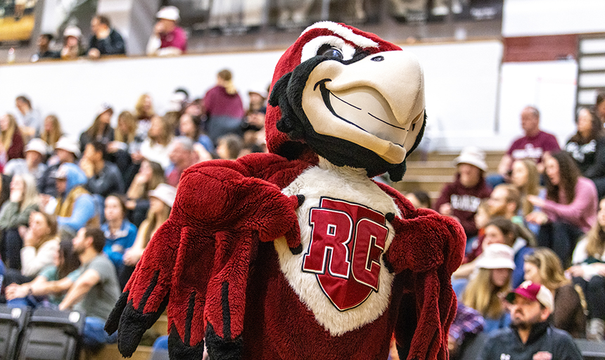 Roanoke College raises $1.3M to reinstate football, add cheerleading and marching band