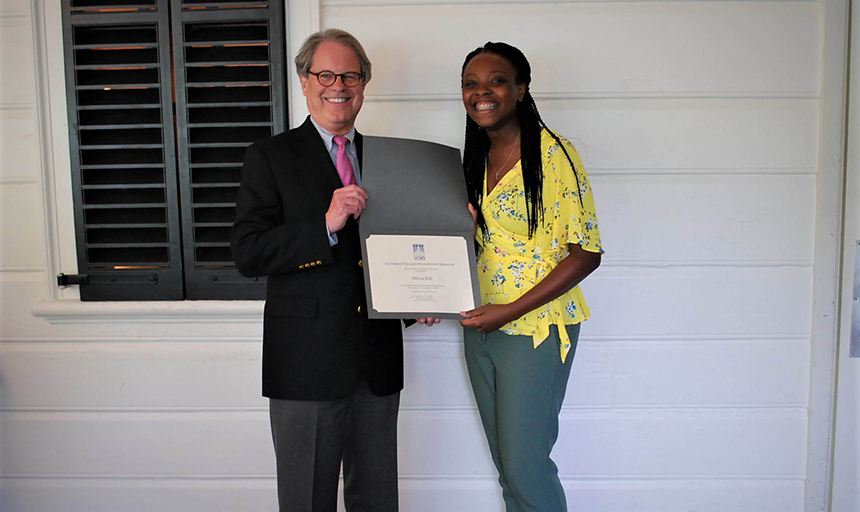 Olivia Kitt ’20 wins spirit award for enthusiasm in Lutheran College Washington Semester
